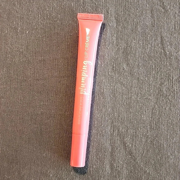 Revlon Kiss Plumping Lip Creme-520 Fresh Petal - Picture 1 of 2